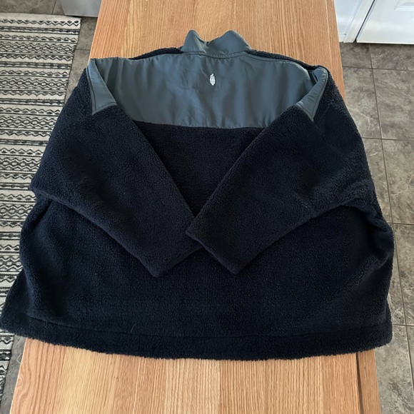 Free People Tournament Fleece black/gray NWOT size M - Picture 7 of 10